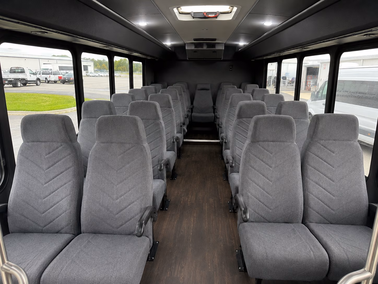 bend 18 passenger minibus interior