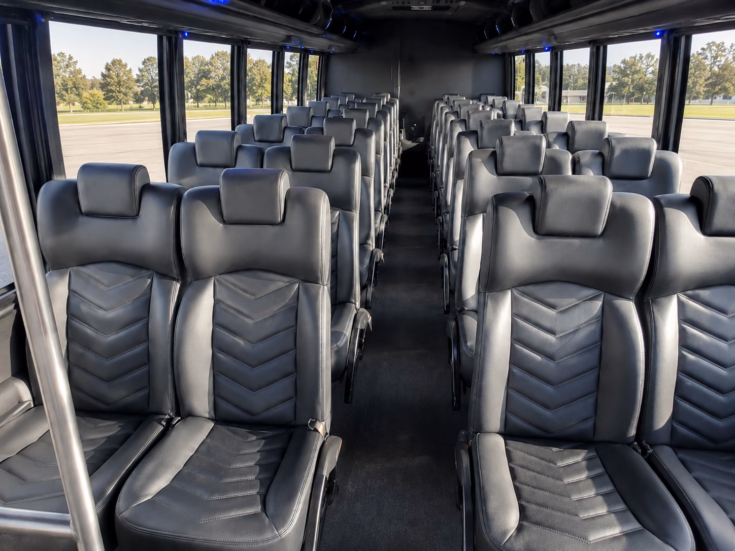 bend 20 passenger minibus interior
