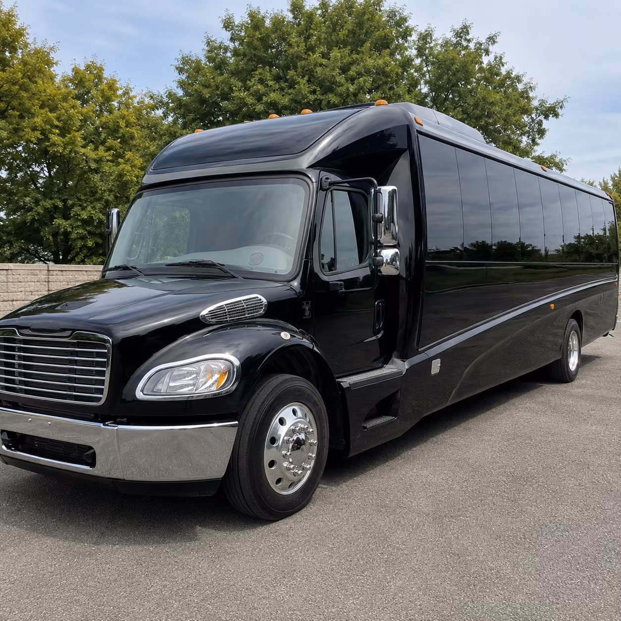 bend 25 passenger minibus