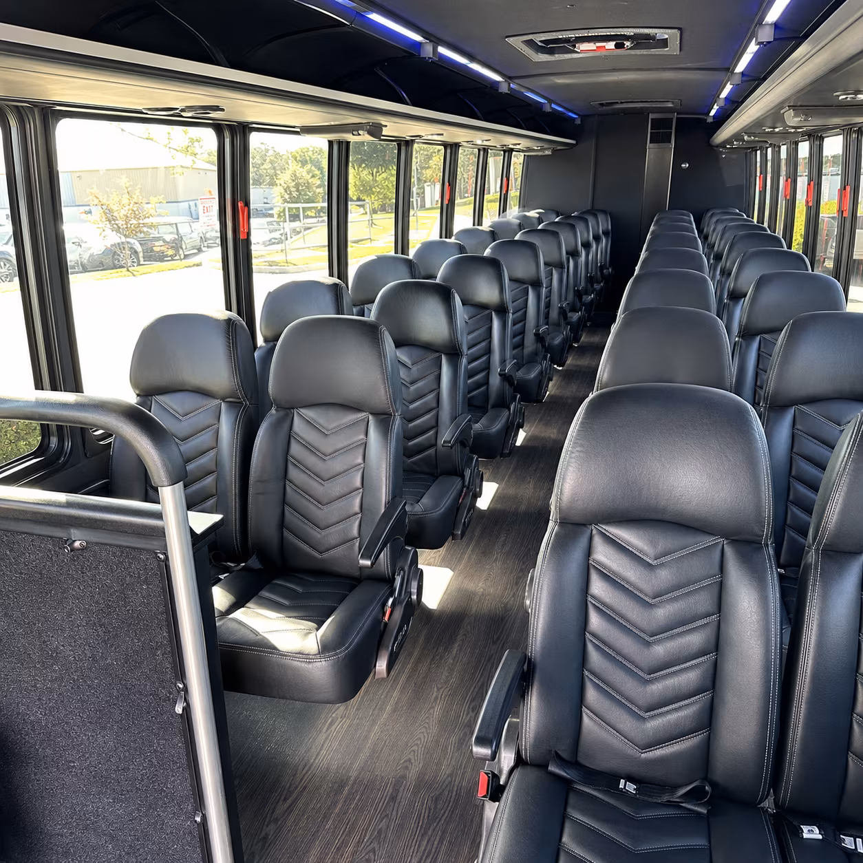 bend 30 passenger minibus interior