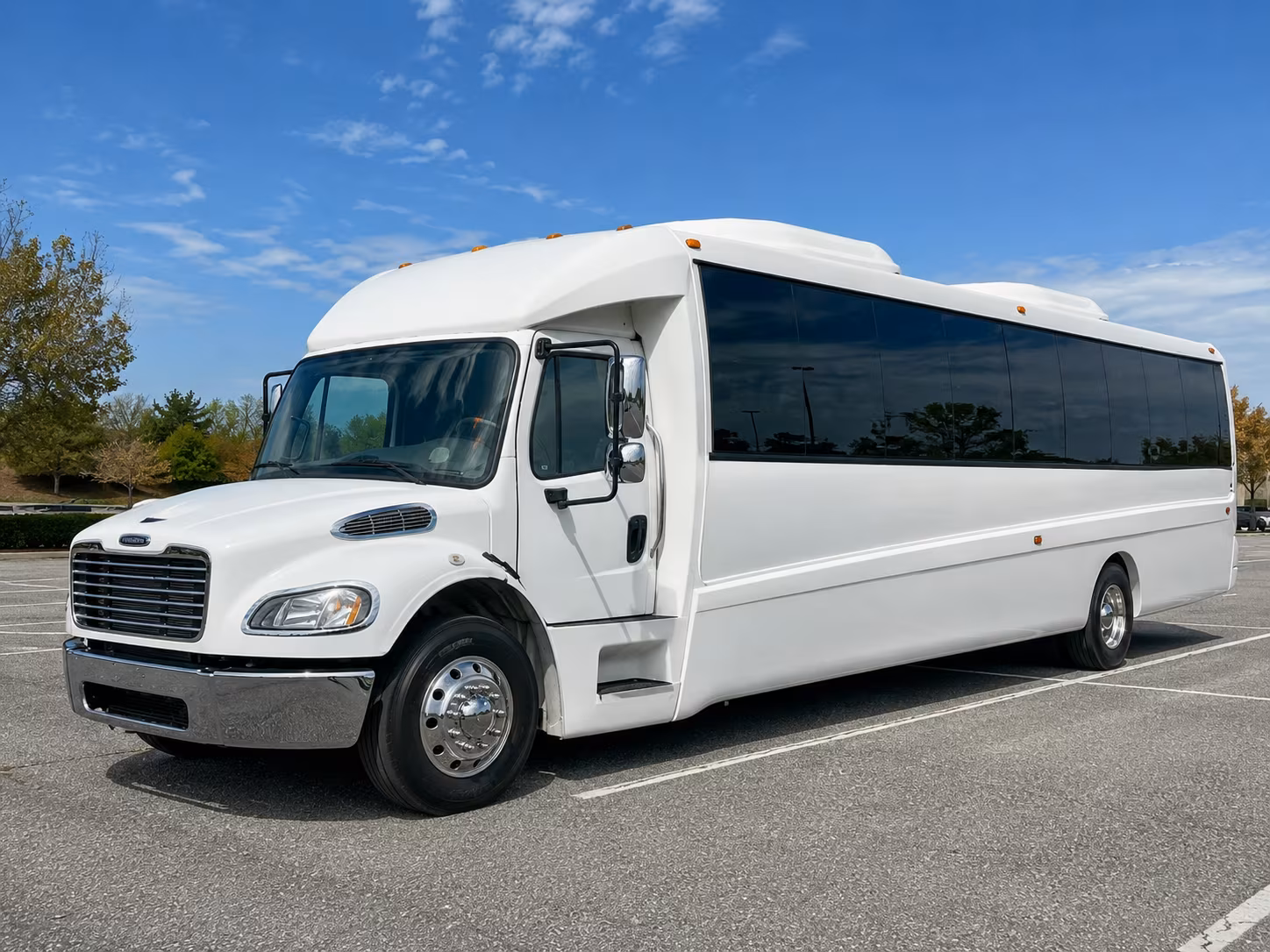 bend 30 passenger party bus