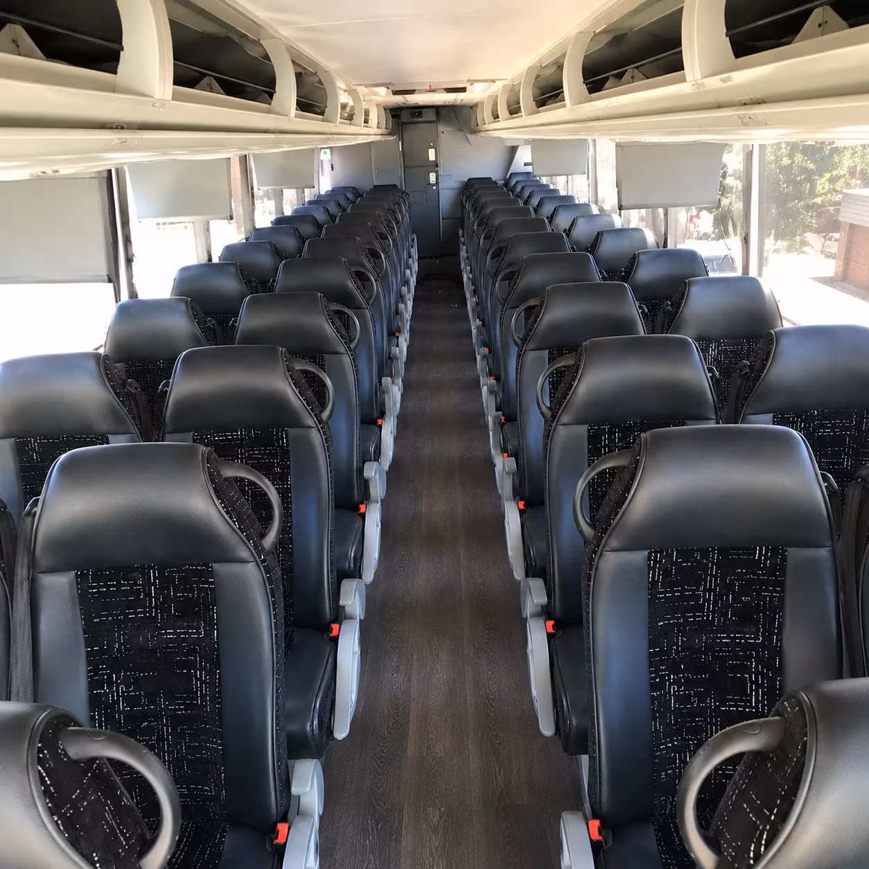 bend corporate charter bus rental
