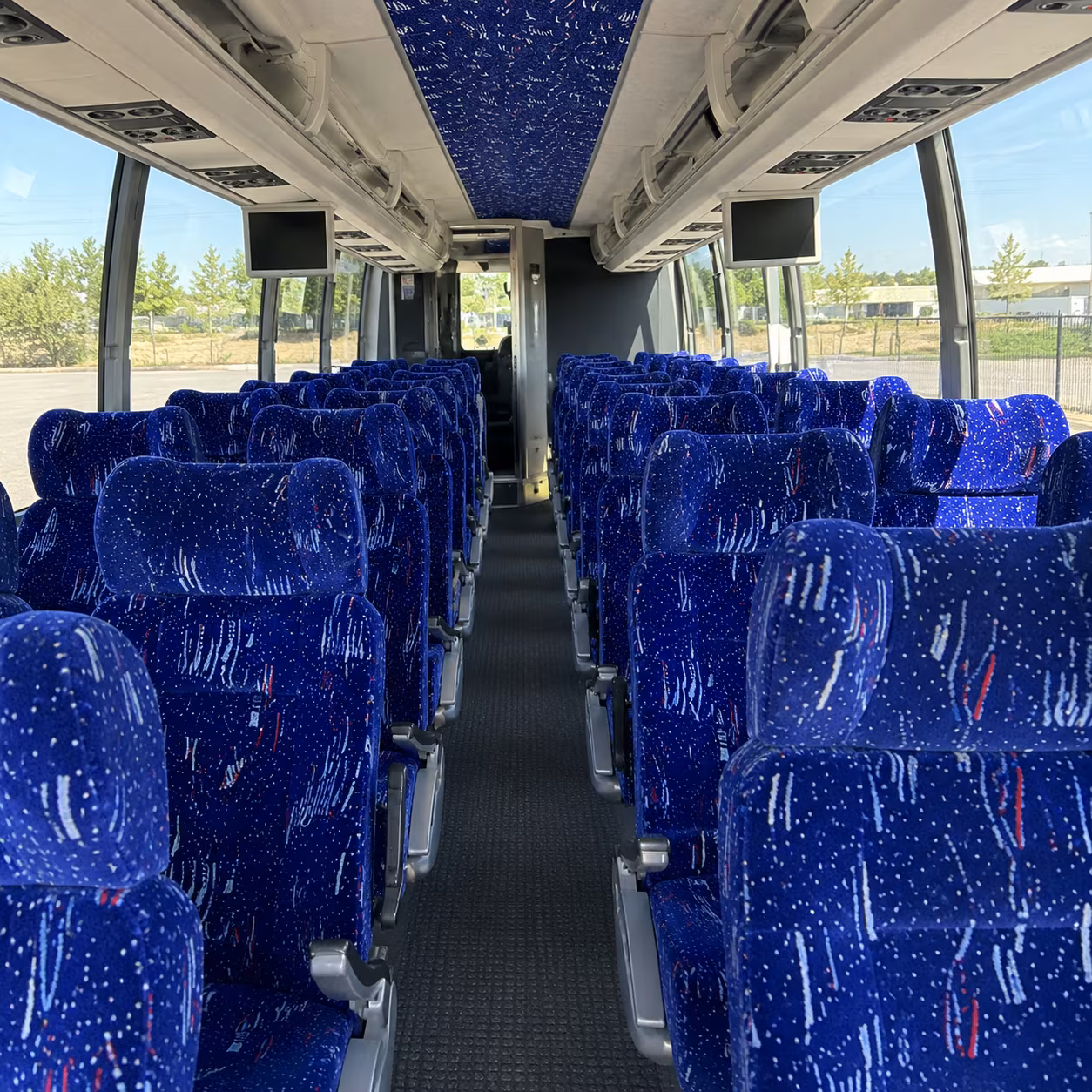 charter buses for high desert museum field trips in bend