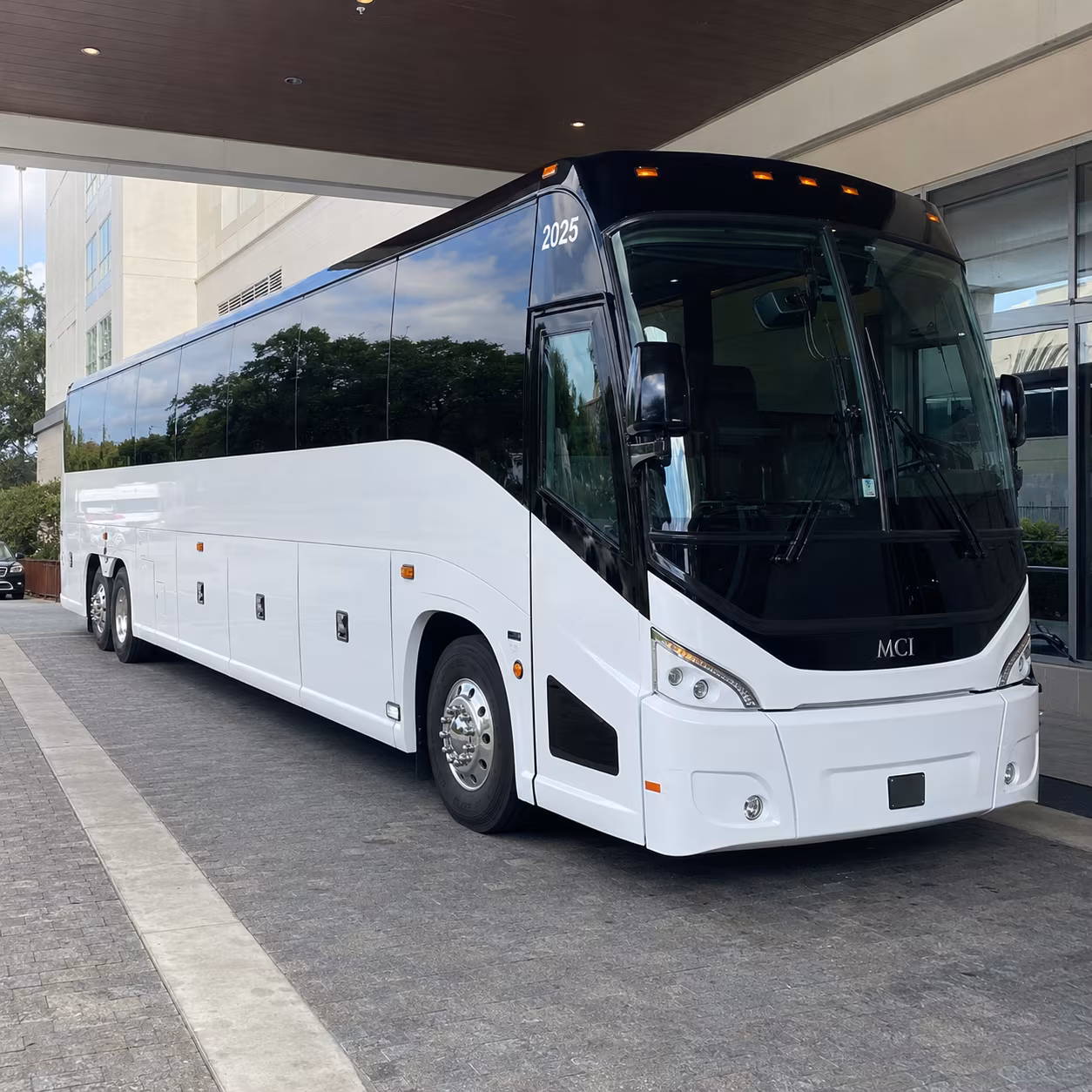 charter buses for large bend prom groups and multi school events