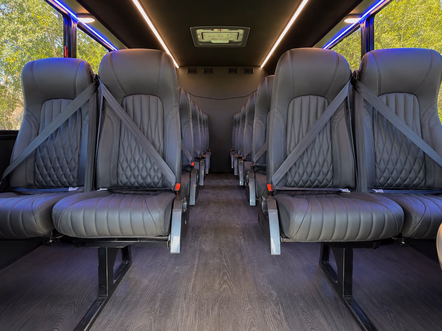 find transportation for your next convention or trade show 3