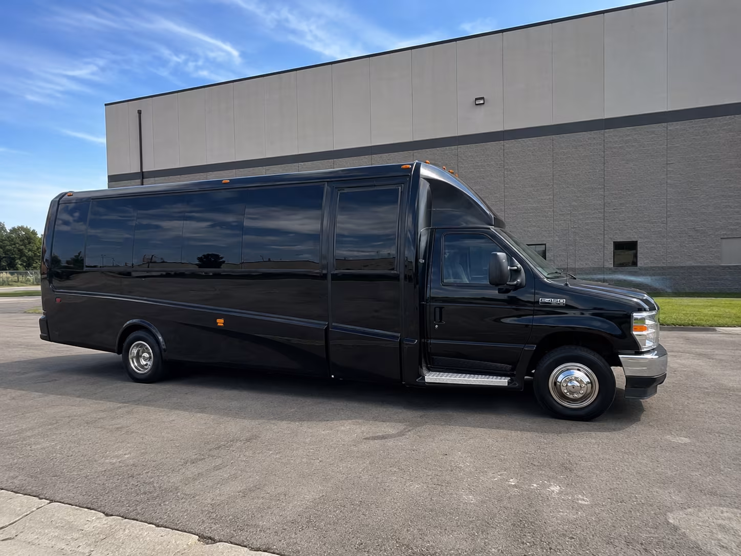 find transportation for your next wedding 2