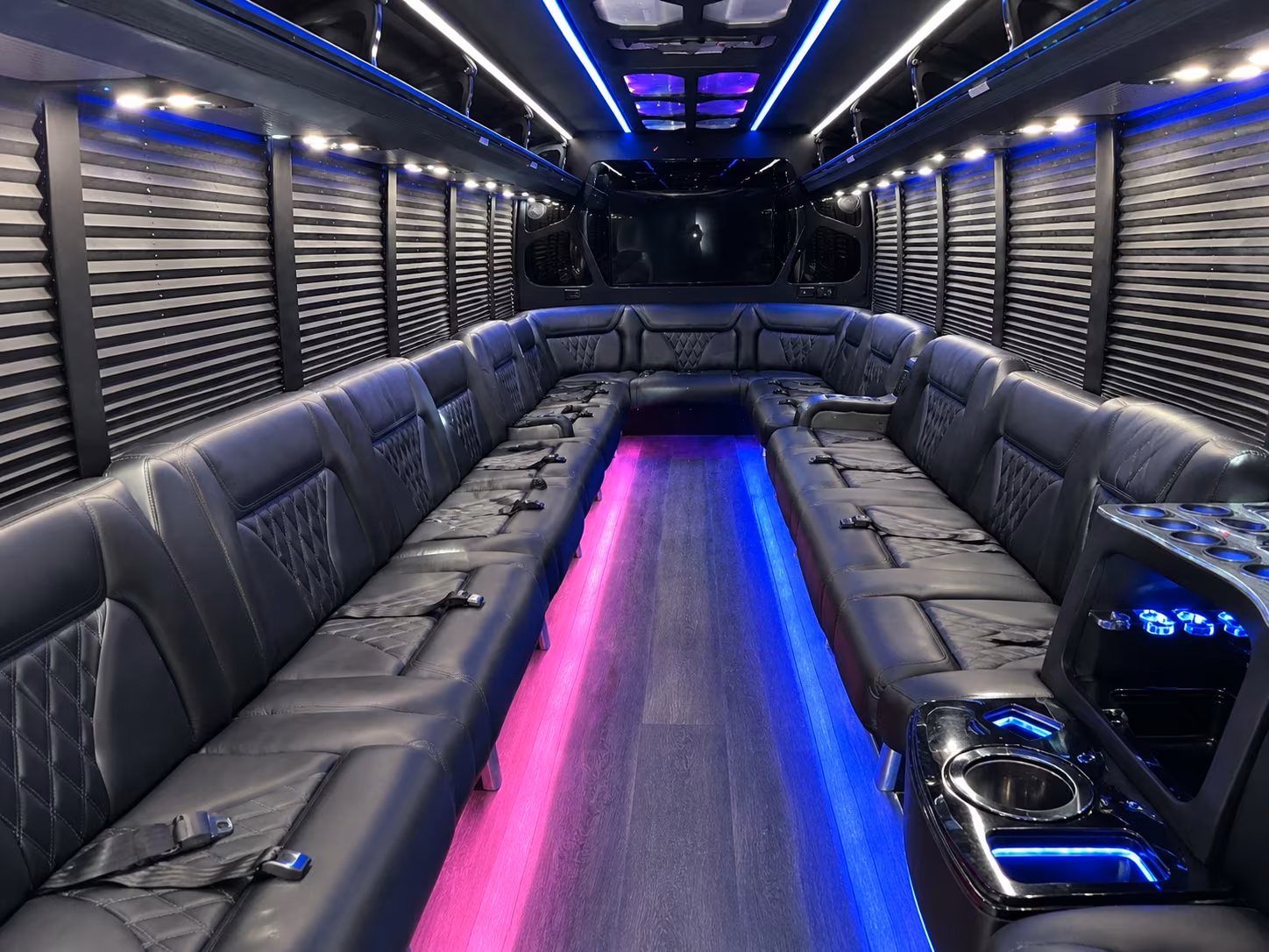 party buses for bachelorette wine tours around bend