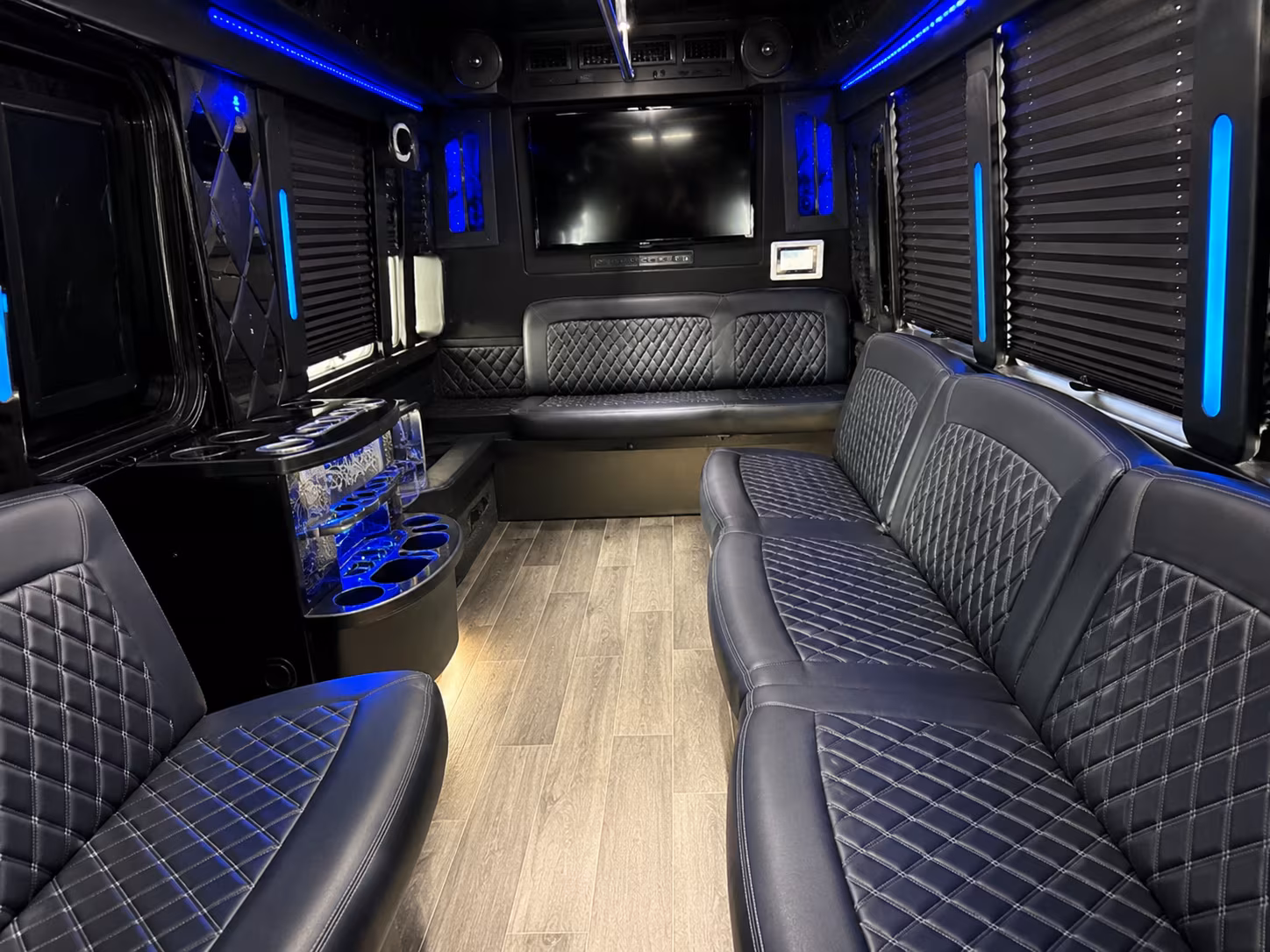 party buses for bend bachelorette bar crawls through the ale trail