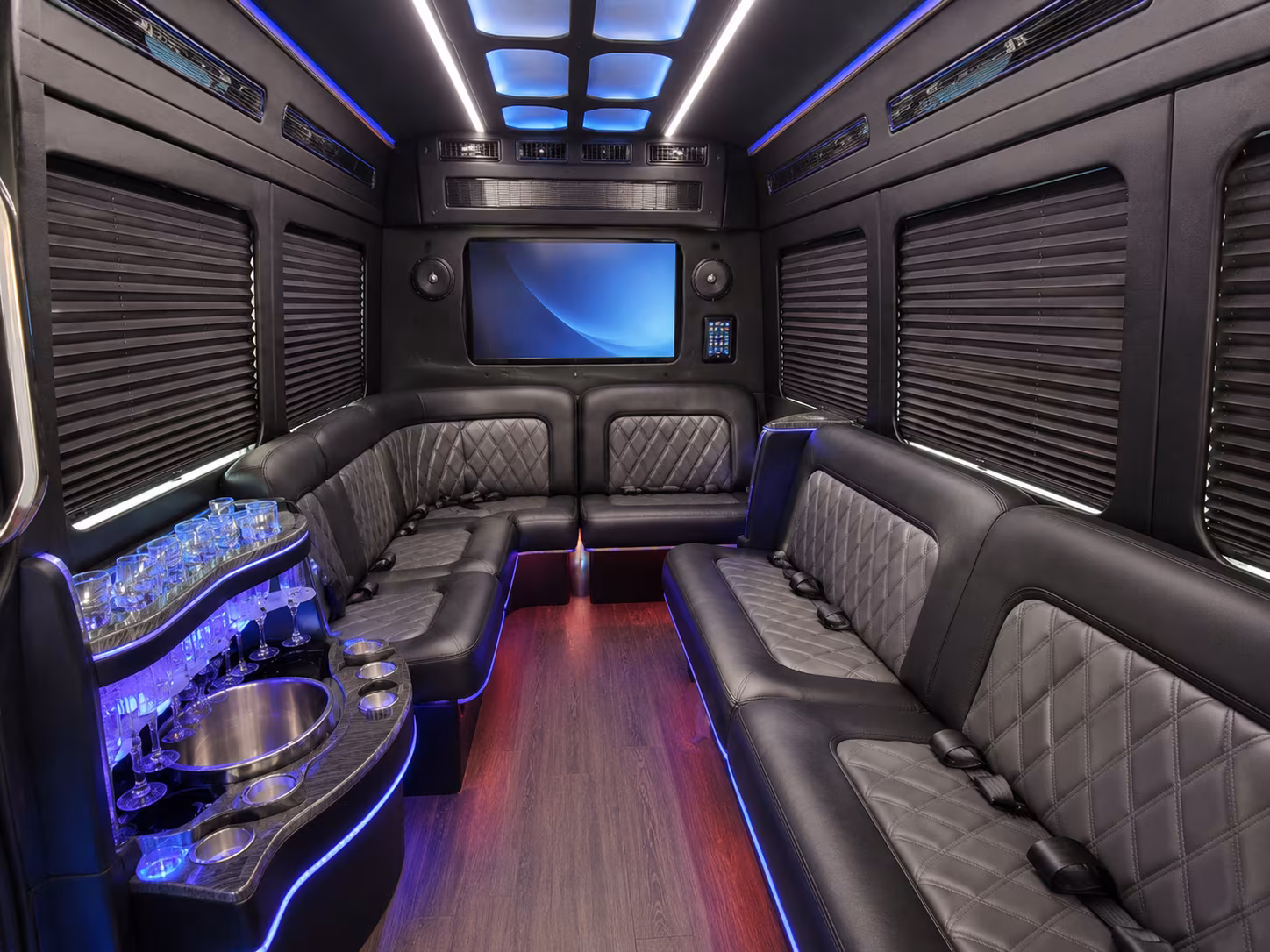 sprinter vans and minibuses for executive convention groups in bend